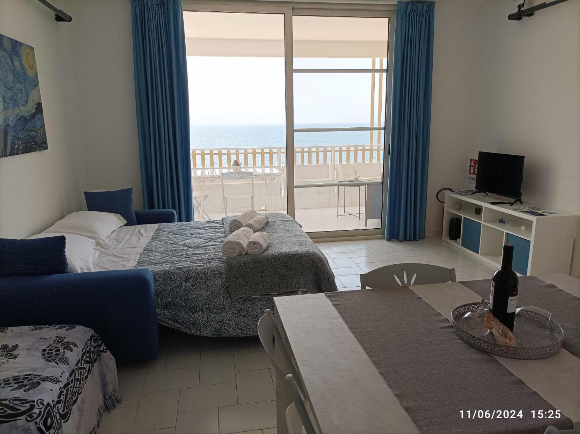 A Un Passo Dal Mare Appartement Polignano a Mare Buitenkant foto